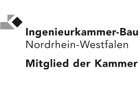 Logo der Ingenieurkammer-Bau Nordrhein-Westfalen mit dem Text Mitglied der Kammer und einem geometrischen Muster in der oberen linken Ecke.