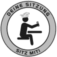 Ein kreisförmiges Logo mit dem Text DEINE SITZUNG SITZ MIT! zeigt eine Strichmännchenfigur mit Narrenhut, die an einem Schreibtisch sitzt und ein Smartphone benutzt.