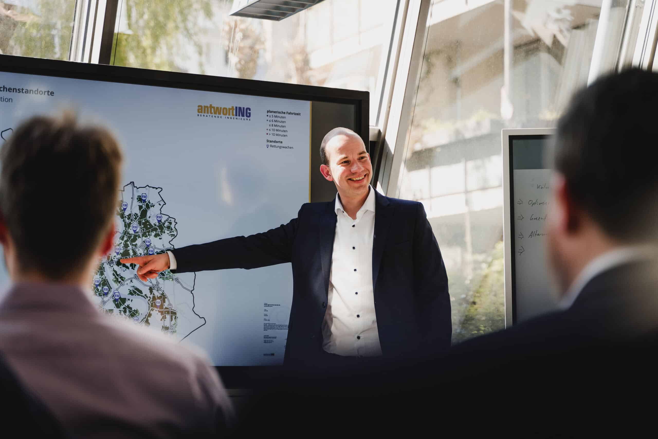 Fachkräftemangel bis Qualitätsstandards: Einflussgrößen in der Rettungsdienstbedarfsplanung