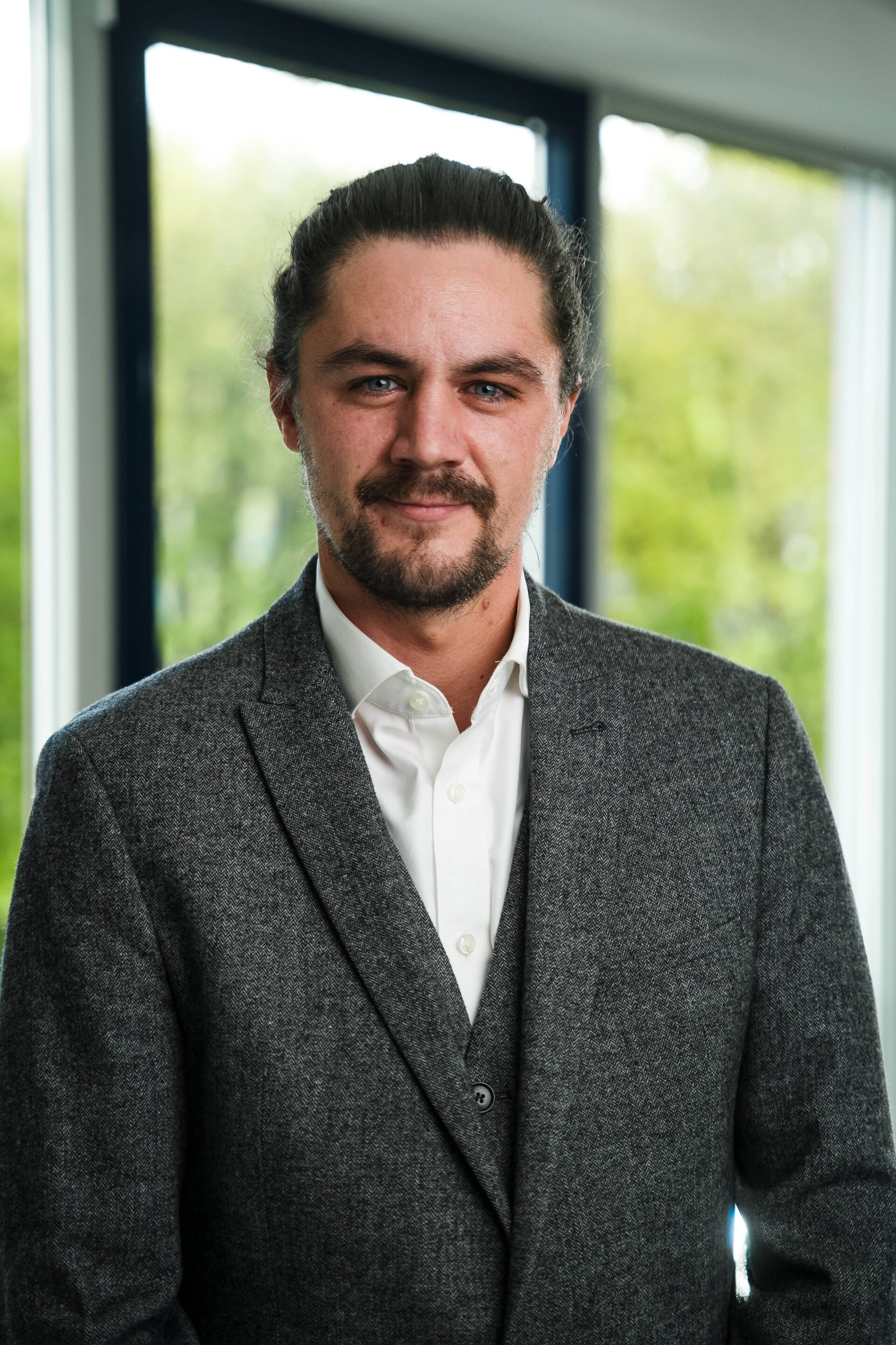 Portr&auml;ts-Tim-Holthaus